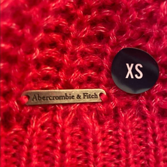 New Abercrombie & Fitch Raspberry Sweater - Picture 4 of 4